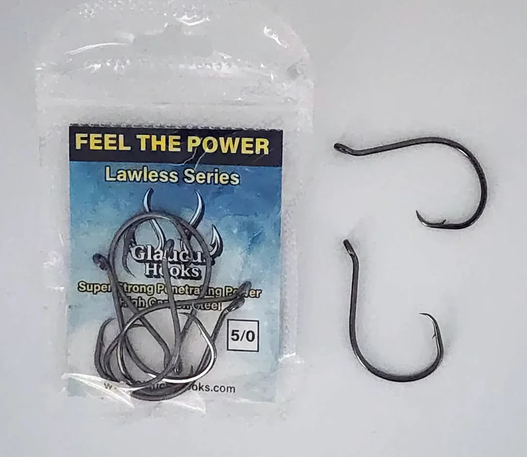 Lawless Series Eagle Beak Hook